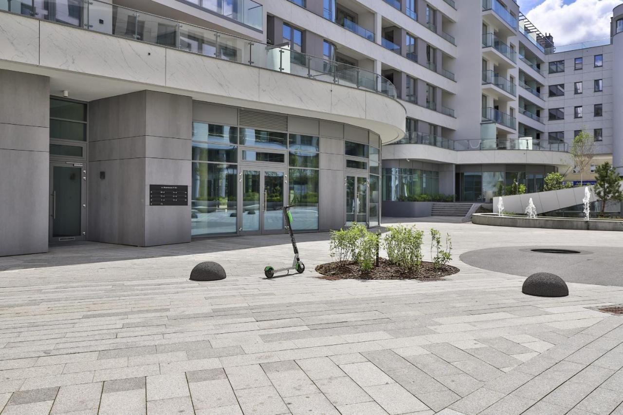 Plac Unii Apartment Gdynia Srodmiescie By Renters Prestige Bagian luar foto