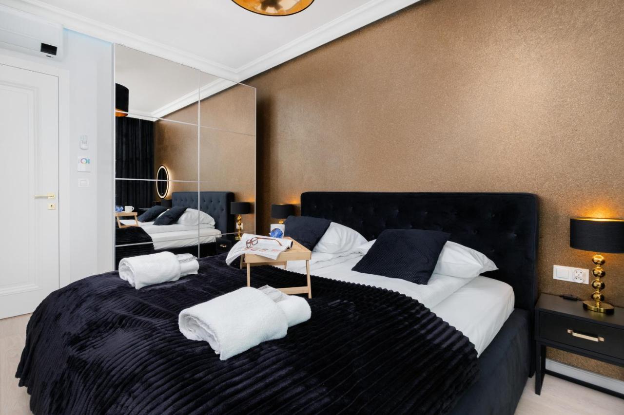 Plac Unii Apartment Gdynia Srodmiescie By Renters Prestige Bagian luar foto