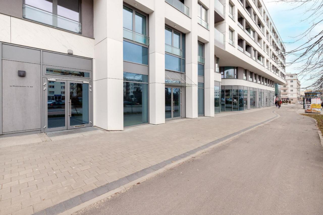 Plac Unii Apartment Gdynia Srodmiescie By Renters Prestige Bagian luar foto
