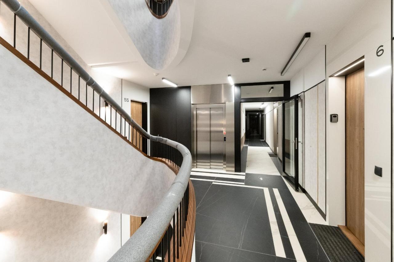 Plac Unii Apartment Gdynia Srodmiescie By Renters Prestige Bagian luar foto